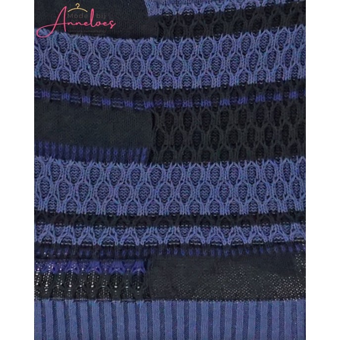 Leona Trui Charlotte streep relief Blue